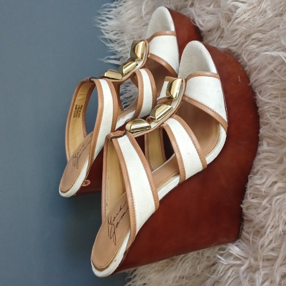 Badgley Mischka  wedges